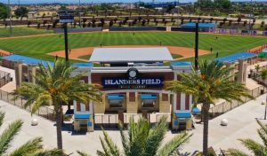 River Islands, Signature Homes